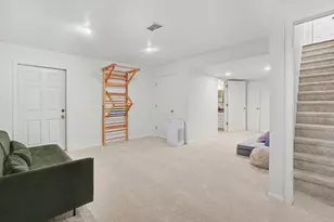 687 Lugers Rd, Holland, MI 49423 - Photo 24