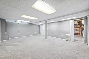 39063 Grennada St, Livonia, MI 48154 - Photo 28