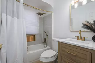 18423 Ashton Ave, Detroit, MI 48219 - Photo 12