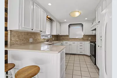 244 Downey Drive, Benton Harbor, MI 49022 - Photo 6