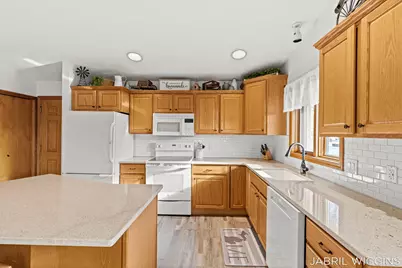 1120 Amber Ridge Drive SW, Byron Center, MI 49315 - Photo 10