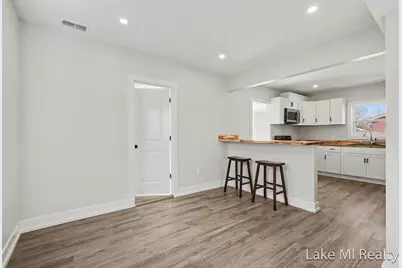 372 60th Street SE, Grand Rapids, MI 49548 - Photo 18