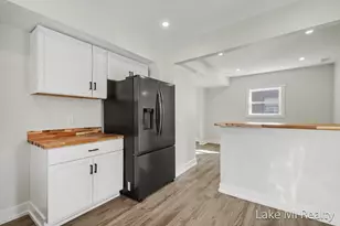 372 60th St SE, Grand Rapids, MI 49548 - Photo 10