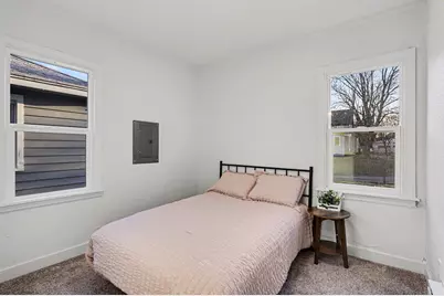 1013 Trimble Avenue, Kalamazoo, MI 49048 - Photo 8