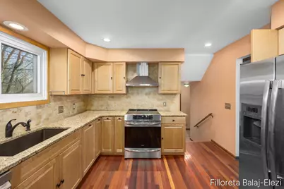 5023 Creekview Drive SE, Grand Rapids, MI 49508 - Photo 12