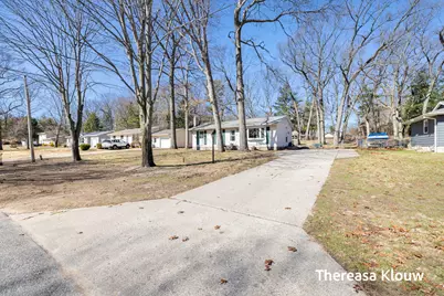 15701 Charles Court, Grand Haven, MI 49417 - Photo 34