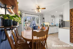 15701 Charles Ct, Grand Haven, MI 49417 - Photo 6