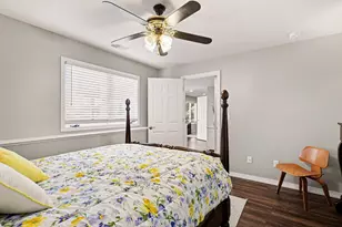 938 Mid Bluff Dr, Zeeland, MI 49464 - Photo 24