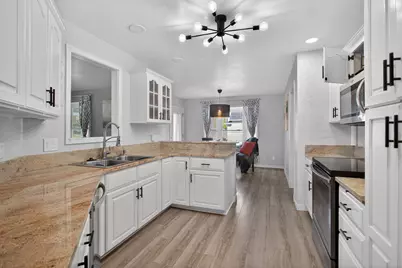 2018 W Coachlight Drive, Jackson, MI 49201 - Photo 18