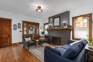 52 Devonshire Rd, Pleasant Ridge, MI 48069 - Photo 4