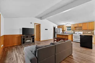 9300 E Hillis Rd, Vestaburg, MI 48891 - Photo 10