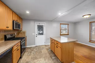 4665 Westshire Dr NW, Comstock Park, MI 49321 - Photo 4