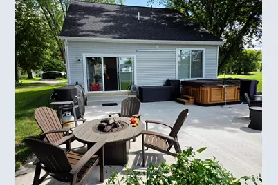 109 N Fountain Street, Marshall, MI 49068 - Photo 2