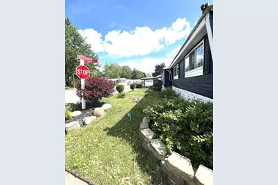 333 E Lakewood Boulevard #209, Holland, MI 49424 - Photo 2
