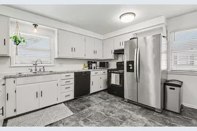 3769 Cheyenne Drive SW, Grandville, MI 49418 - Photo 8