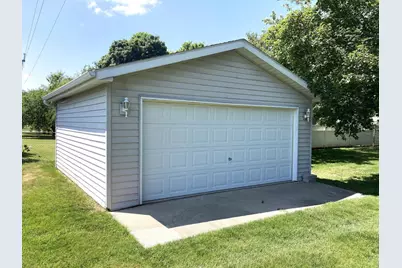 503 West Gilson Street, Edmore, MI 48829 - Photo 26