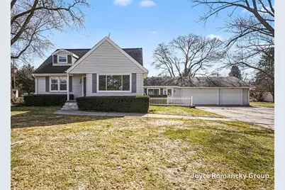 503 West Gilson Street, Edmore, MI 48829 - Photo 2