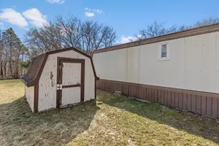 8779 Country View Dr NW, Sparta, MI 49345 - Photo 18