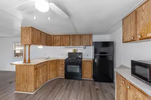 8779 Country View Dr NW, Sparta, MI 49345 - Photo 8