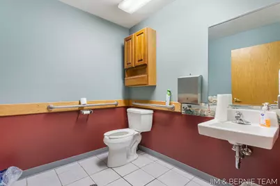 11322 E Lakewood Boulevard, Holland, MI 49424 - Photo 14