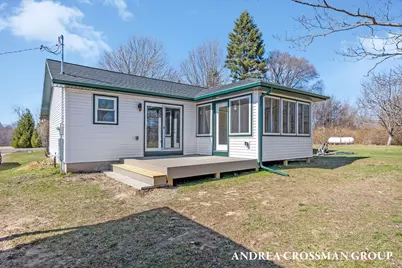 2027 64th Street, Fennville, MI 49408 - Photo 4