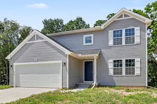 1005 Cedarwood Dr, Greenville, MI 48838 - Photo 1