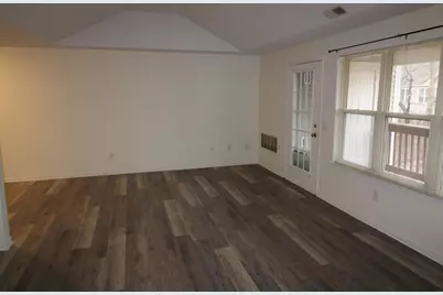 1411 Heatherwood Lane, Ann Arbor, MI 48108 - Photo 8