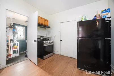1018 Norwich Avenue SW, Grand Rapids, MI 49503 - Photo 6