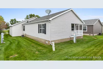 5232 E Sunfield Lane, Holland, MI 49423 - Photo 4