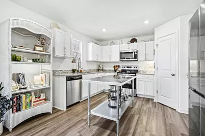 596 Waters Way, Watervliet, MI 49098 - Photo 12