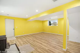 4470 Poulin St, Norton Shores, MI 49441 - Photo 18