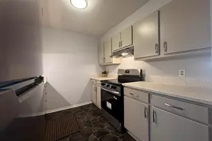 753 Clubhouse Dr, Ypsilanti, MI 48197 - Photo 8