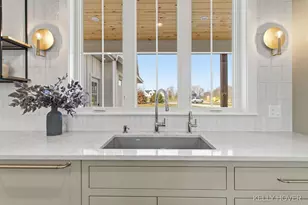 402 Ottogan Hls Ct, Jamestown, MI 49323 - Photo 12