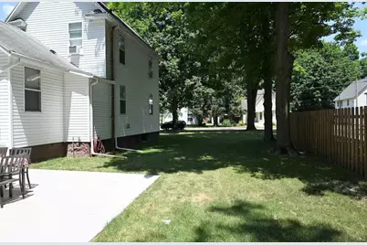 402 Jefferson Street, Cassopolis, MI 49031 - Photo 2