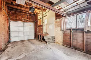 892 W Forest Ave, Muskegon, MI 49441 - Photo 24