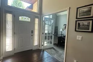 7144 Hunter Ridge Ct, Saline, MI 48176 - Photo 2