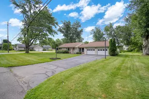 1905 W Franklin St, Jackson, MI 49203 - Photo 40