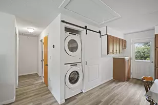 1905 W Franklin St, Jackson, MI 49203 - Photo 8