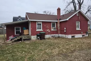 214 E Walnut St, Albion, MI 49224 - Photo 2