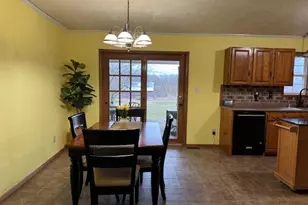 1877 Dutcher Rd, Howell, MI 48843 - Photo 4