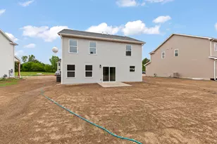 2018 Green Acres Dr, Adrian, MI 49221 - Photo 8