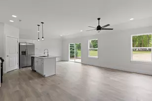 2010 Green Acres Dr, Adrian, MI 49221 - Photo 14