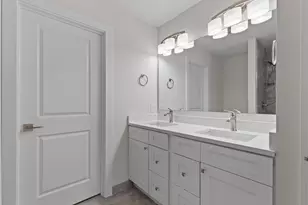 2010 Green Acres Dr, Adrian, MI 49221 - Photo 20