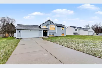 770 Brownwood Avenue NW, Grand Rapids, MI 49504 - Photo 4