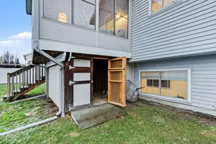 770 Brownwood Ave NW, Grand Rapids, MI 49504 - Photo 30