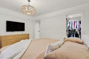 770 Brownwood Ave NW, Grand Rapids, MI 49504 - Photo 18