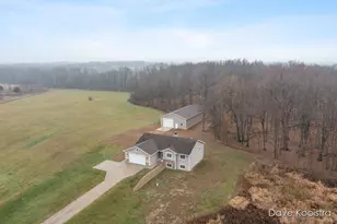 3905 Sunset View, Wayland, MI 49348 - Photo 14