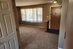 1651 Diamond Ave NE, Grand Rapids, MI 49505 - Photo 6