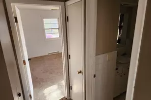 1651 Diamond Ave NE, Grand Rapids, MI 49505 - Photo 8