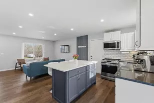 283 Shamrock St, Novi, MI 48377 - Photo 10
